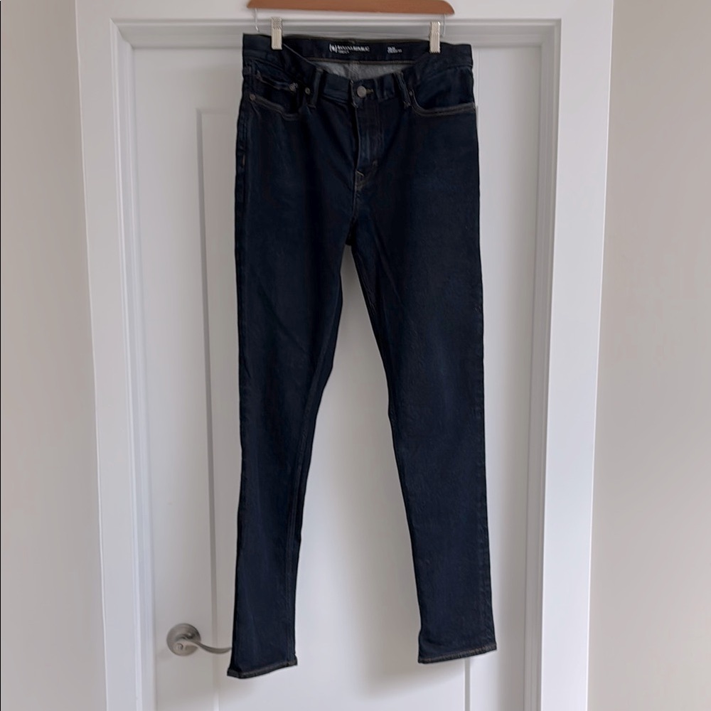 Banana Republic Men’s Navy Straight Cut Legacy Jeand